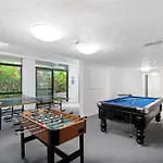 Beautiful 3-Bedroom Haven In Surfers Paradise